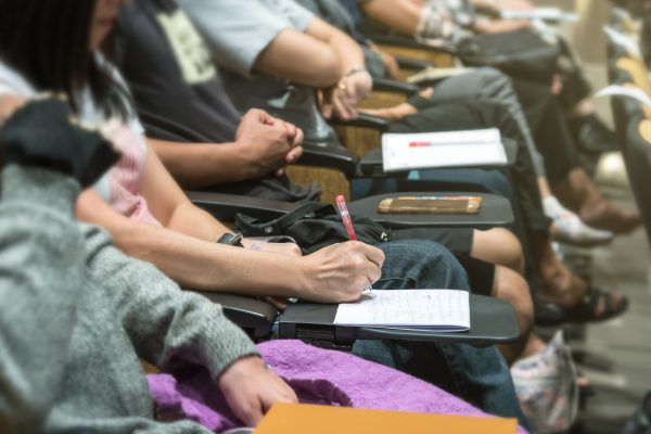 保育士の求人倍率が高い